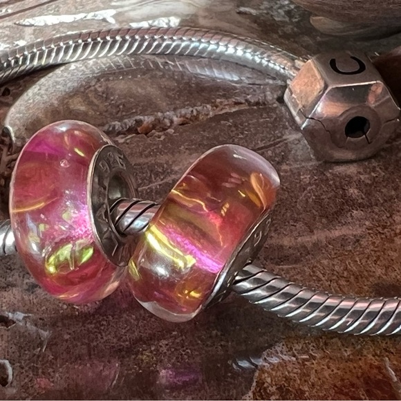 New Authentic Chamilia Murano- 24K Gold Collection Sunrise Gold Glass Bead Charm - Picture 1 of 7